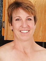 mature women loves black dick